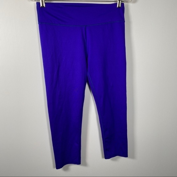 FABLETICS Purple Leggings Size Medium - Picture 1 of 4